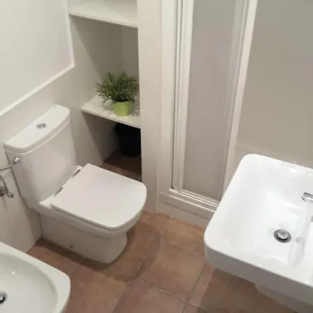 Seafront Refugio Batllo Appartement *